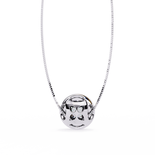 Minimalist Solitaire Pendant by Aupulent Jewellery 100% certified lab grown diamonds