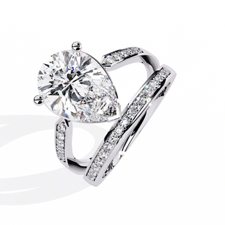 Statement Pear Ring