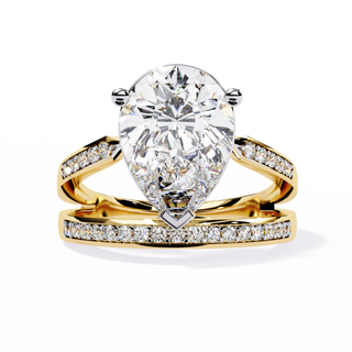 Statement Pear Ring