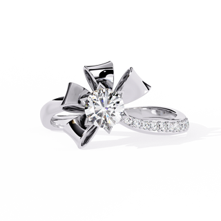 Minimalist Cluster Ring