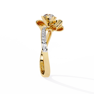 Minimalist Cluster Ring