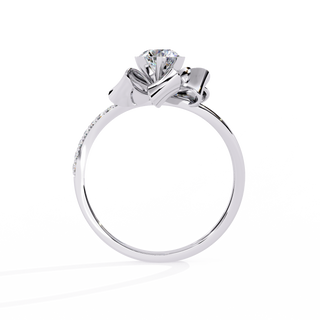 Minimalist Cluster Ring