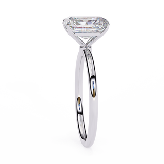 Emerald Metropolitan Ring
