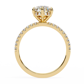 Pear Centre with Round Accents