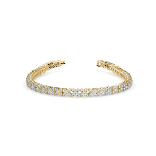 Glamorous diamond bracelet with 4.37 ct round diamonds set in 17.08 gm of 18kt gold. Elegant lab-grown diamond jewellery for the ethical shopper.